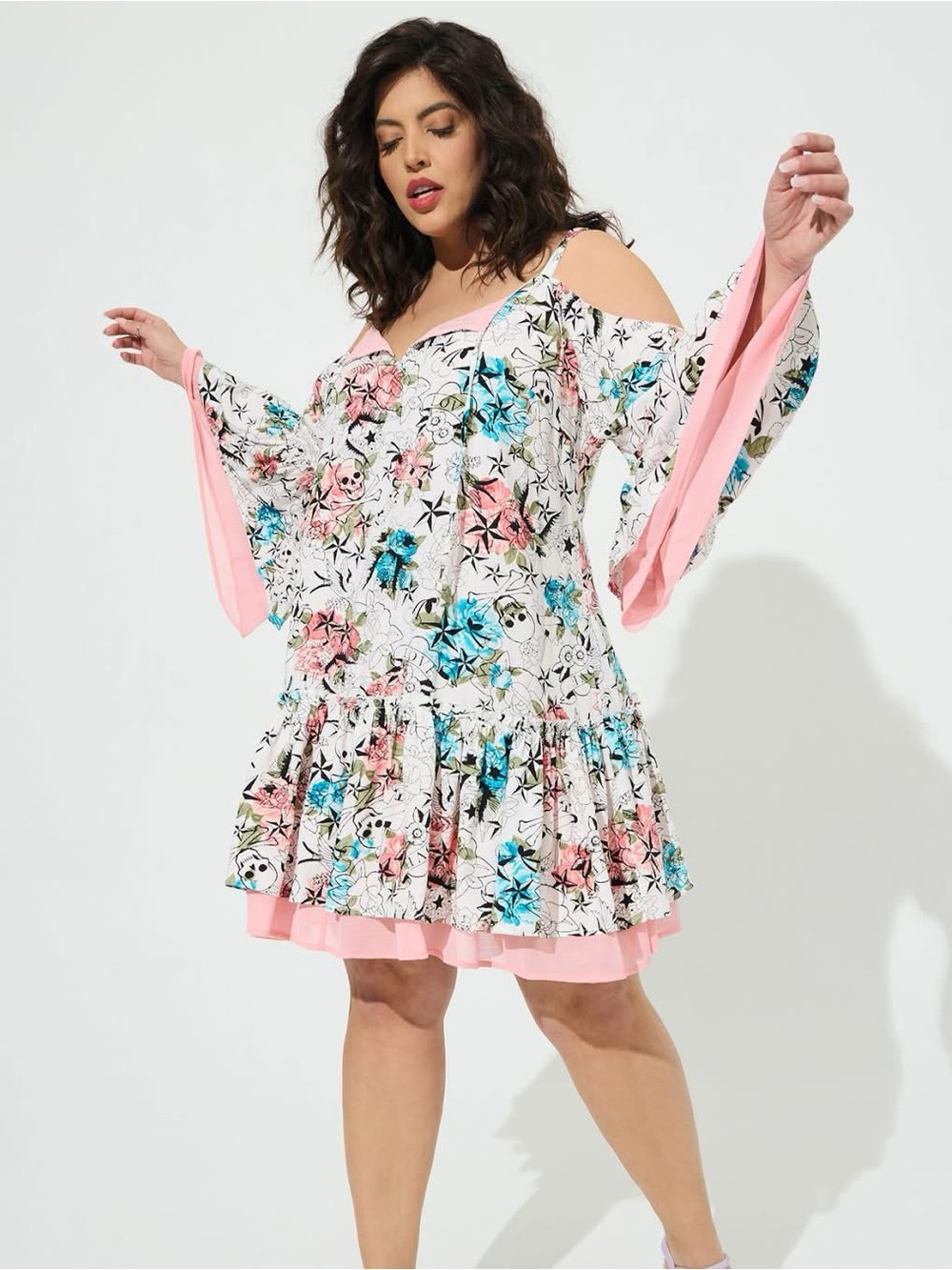 Torrid x Betsey Johnson Skull Cold Shoulder Challis Festival Dress Size 00 M/L